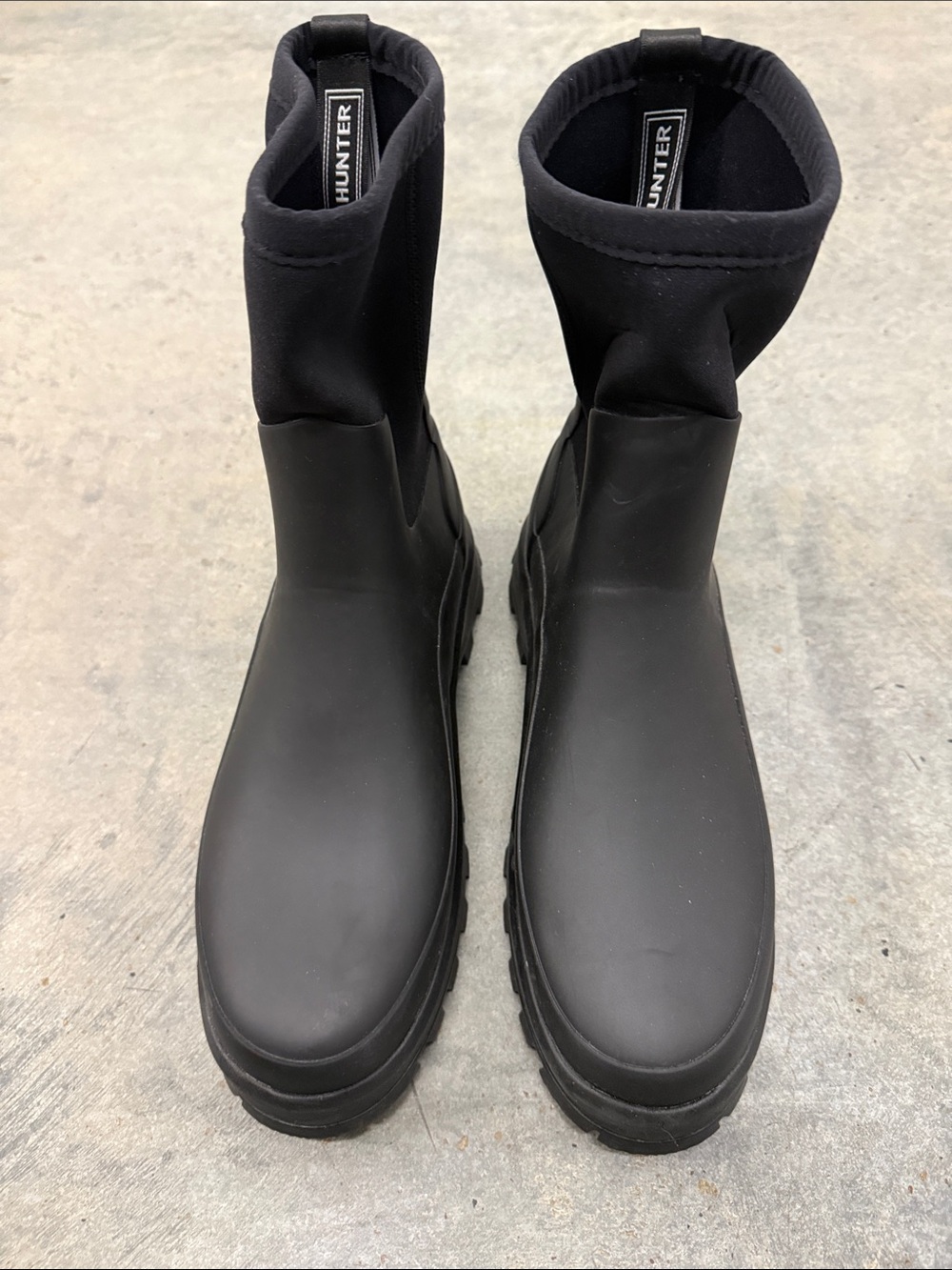 Hunter Women’s Black Pull-On Waterproof Rain Boots